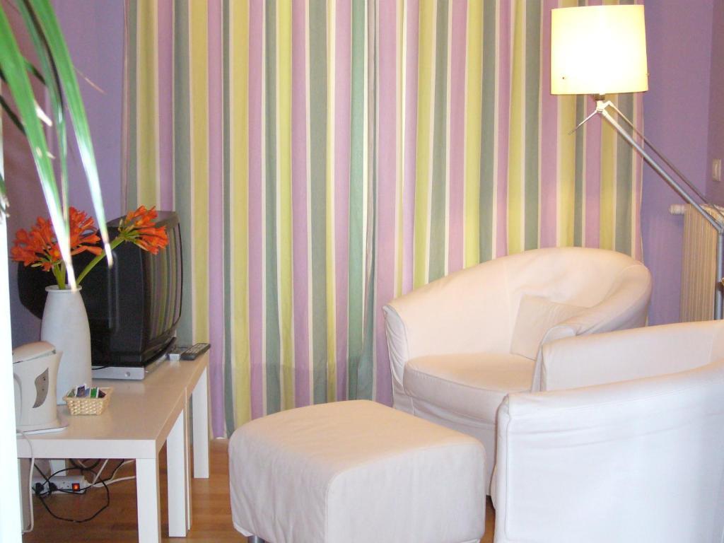 Hotel Rural Casa Roja Cadavedo Oda fotoğraf